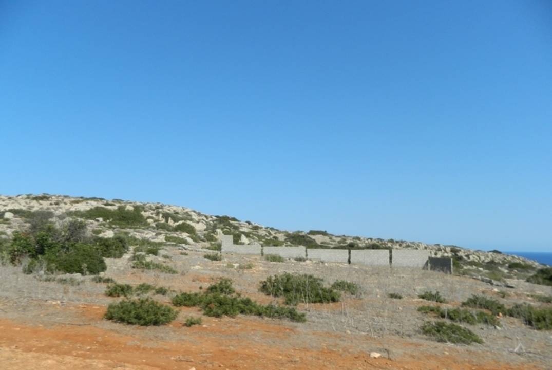 Land in Sadrazamkoy