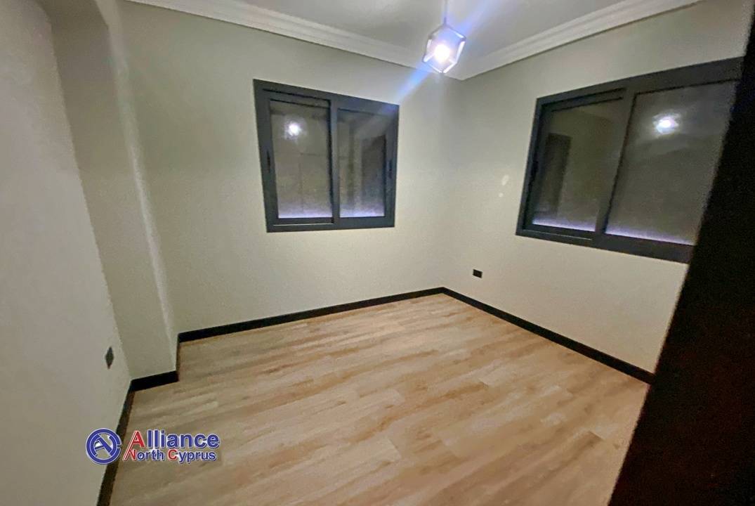 Apartments 3+1 in a beautiful complex in Yeni-Bogazici