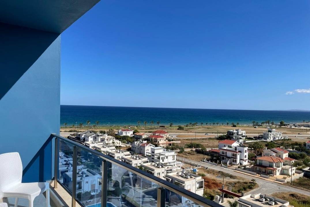 Well-kept studio located in the modern Poseidon complex, on the 10th floor, uninterrupted sea views!