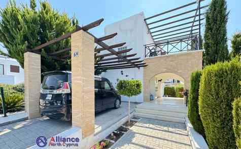 Spacious villa in Tatlisu in a complex with a swimming pool on the seashore