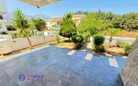 Modern villa in Catalkoy 4+1, 200 meters from the sea!