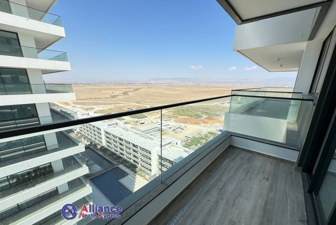 Apartment 1+1 in a luxury complex by the sea, urgent sale due to moving!