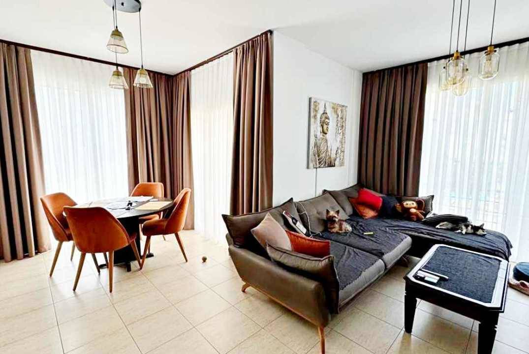 Luxury 3+1 apartment in a quiet complex in the center of Kyrenia