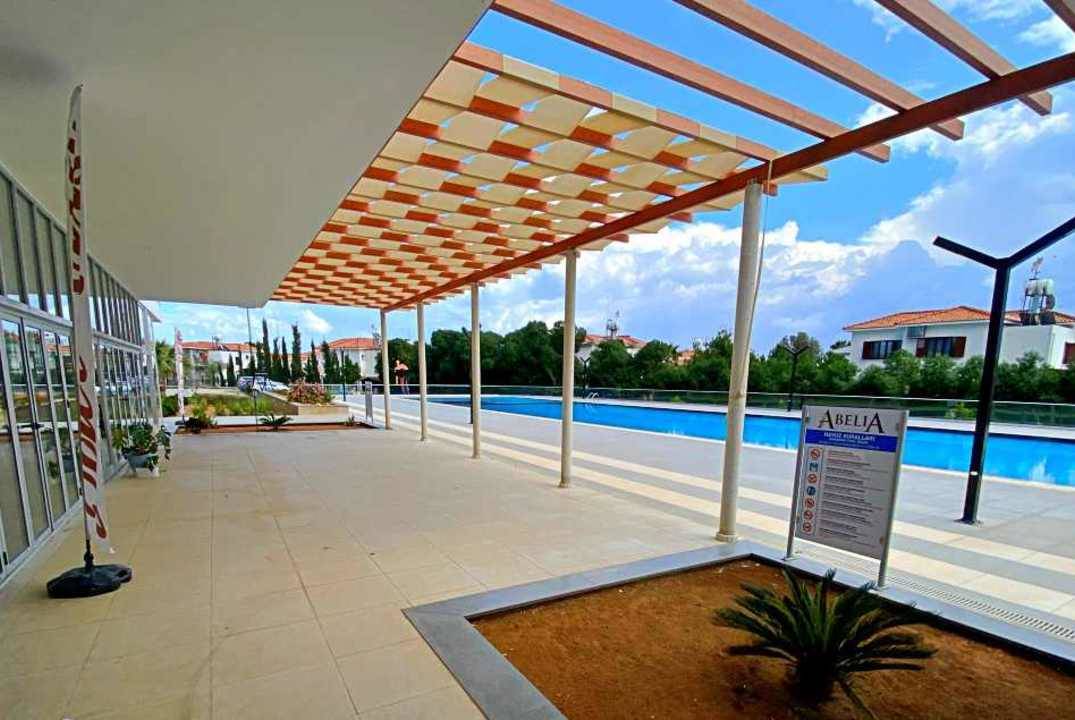 Spacious and Modern 2+1 Apartment for Sale in the Exclusive "Abelia" Complex by the Sea!