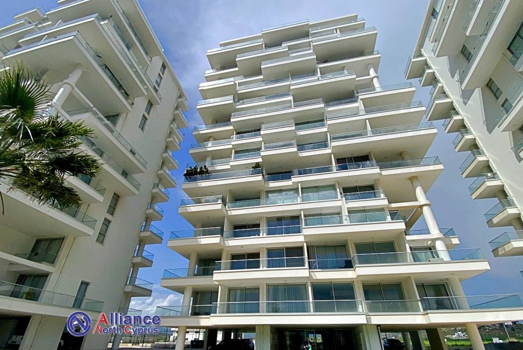 Spacious and Modern 2+1 Apartment for Sale in the Exclusive "Abelia" Complex by the Sea!