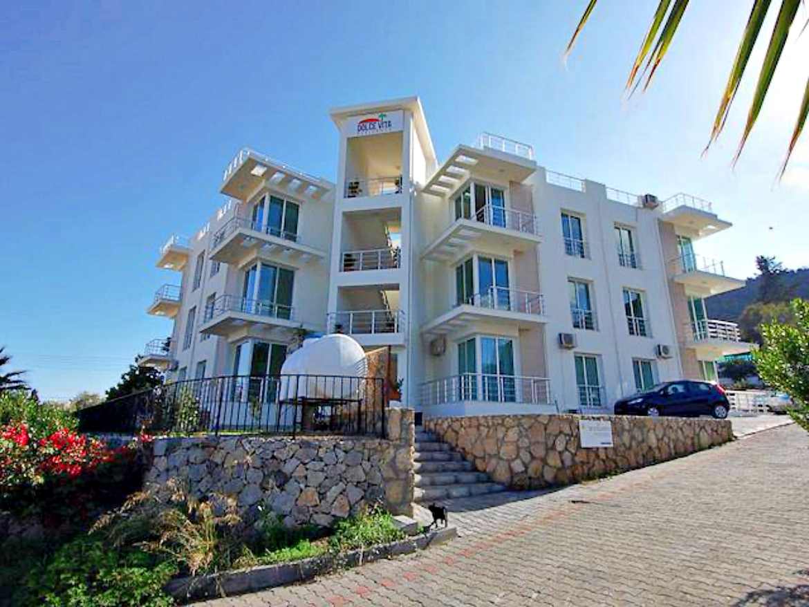 For sale: a stylish and cozy apartment in the heart of Alsancak, Northern Cyprus!